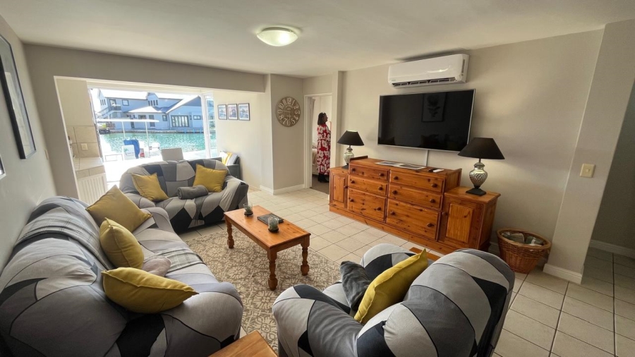 2 Bedroom Property for Sale in Marina Martinique Eastern Cape